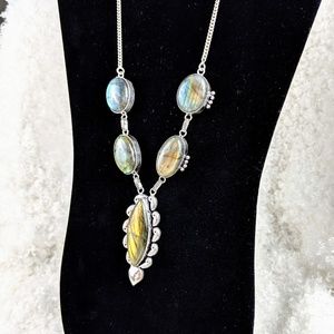 Unique Labradorite 925 silver necklace